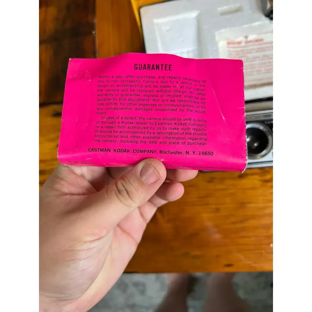 Vintage In Box Kodiak Instamax 314 Film Camera and manual - Picture 9 of 13